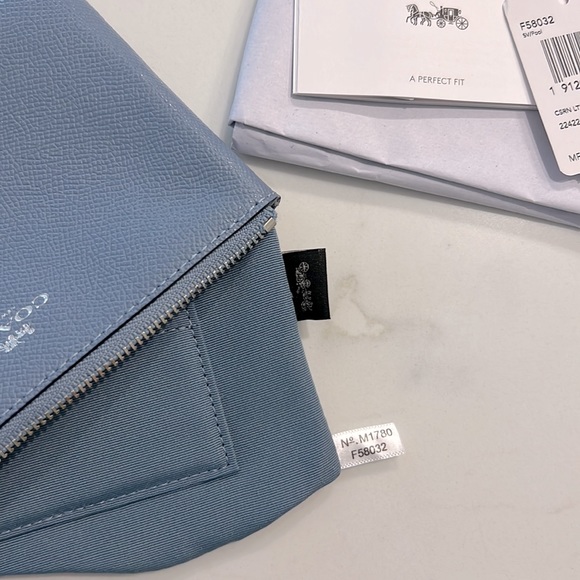 Coach Leather Corner Zip Wristlet Clutch - Picture 5 of 5